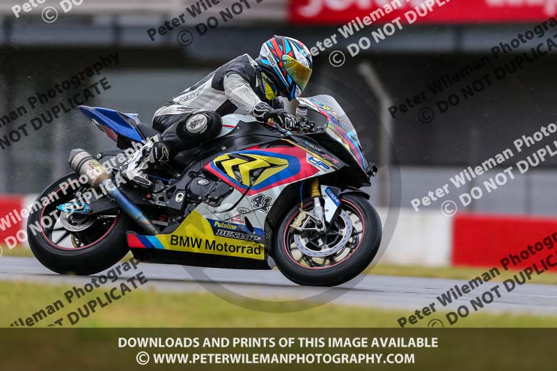 PJM Photography;donington no limits trackday;donington park photographs;donington trackday photographs;no limits trackdays;peter wileman photography;trackday digital images;trackday photos